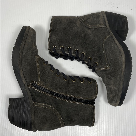 Fly London Wune Lace Up Heel Bootie Size EU 38 US 7.5 Suede Gray Diesel Side Zip - Picture 9 of 13